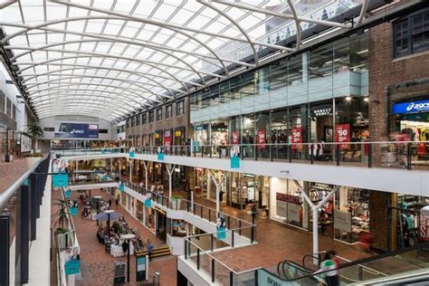 birkenhead point outlet centre.